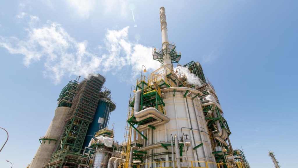 El MEF y los Fondos para la Reparación de la Unidad de Flexicoking de Petroperú